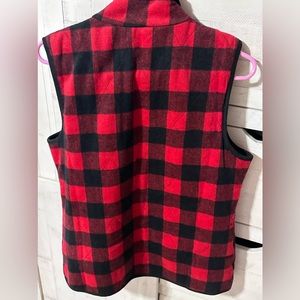 Size large women’s plaid vest